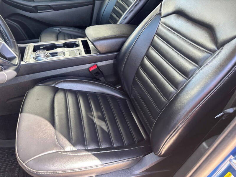 2023 Ford Edge