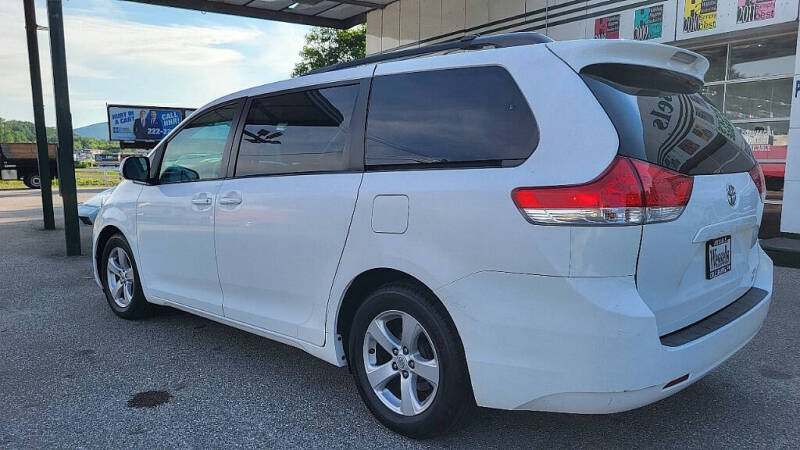 2011 Toyota Sienna