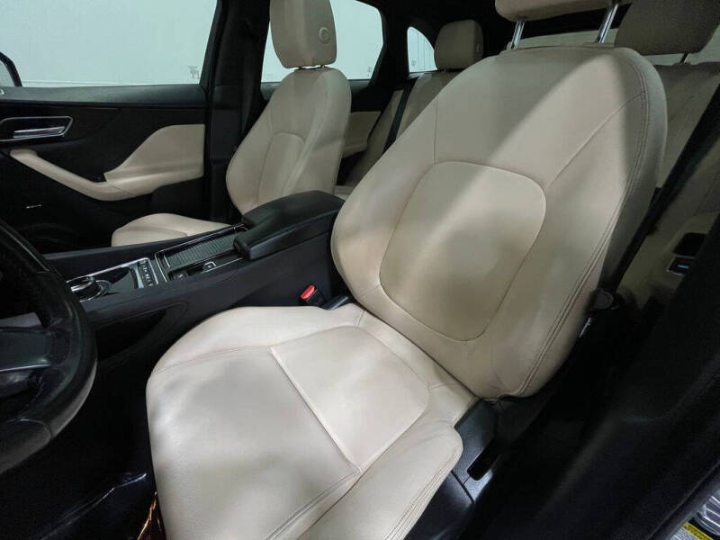 2020 Jaguar F-PACE 25t Premium