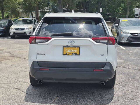 2019 Toyota RAV4 LE