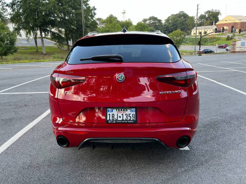 2022 Alfa Romeo Stelvio Veloce