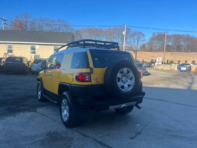 2007 Toyota FJ Cruiser for sale at EZ Auto Care in Wakefield, MA