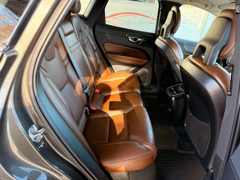 2018 Volvo XC60 T6 Inscription