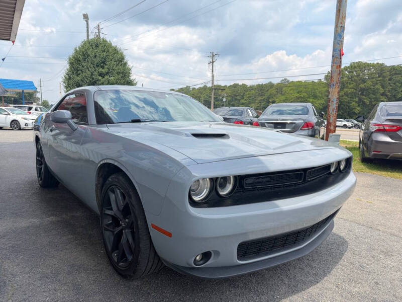 2022 Dodge Challenger SXT