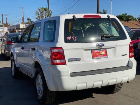 2011 Ford Escape XLS