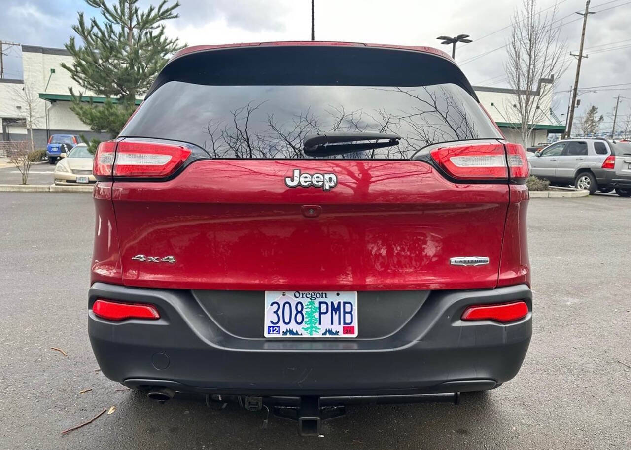 2015 Jeep Cherokee for sale at Worldwide Auto in Portland, OR