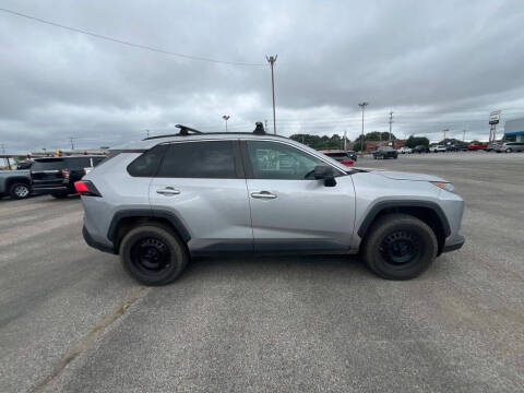 2021 Toyota RAV4 LE