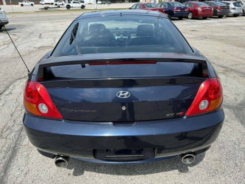 2004 Hyundai Tiburon