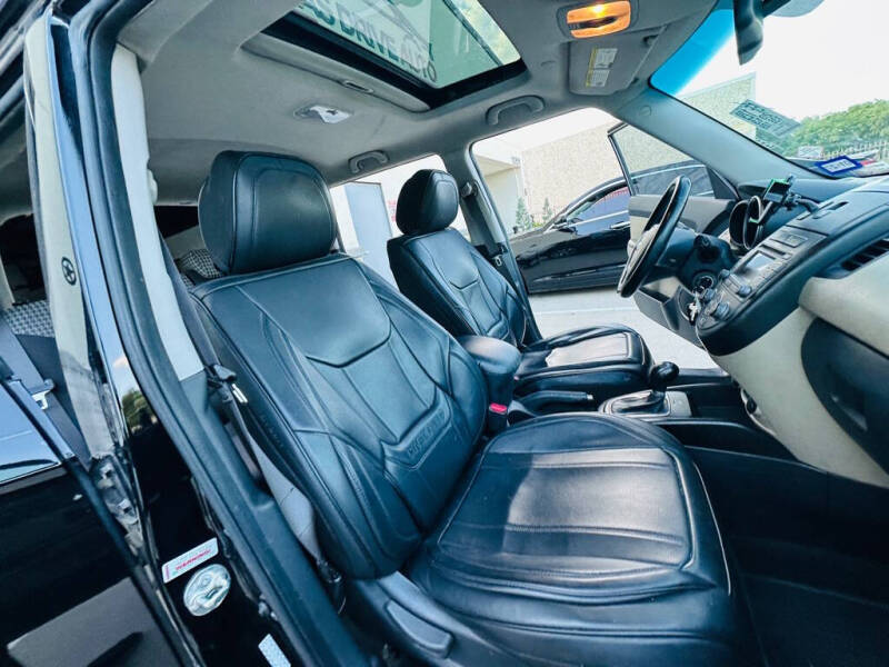 2013 Kia Soul +
