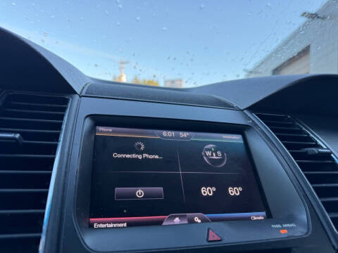 2013 Ford Taurus SEL