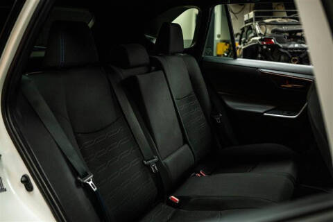 2024 Toyota RAV4 Hybrid SE