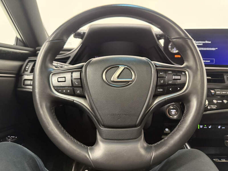 2024 Lexus ES 300h
