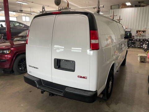 2023 GMC Savana 2500