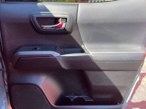 2022 Toyota Tacoma TRD Off-Road