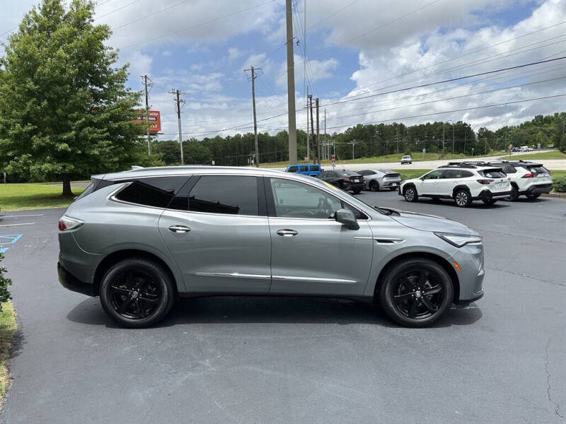 2024 Buick Enclave Essence