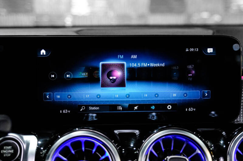 2022 Mercedes-Benz GLB GLB 250