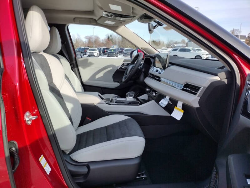 2026 Mitsubishi Outlander SE