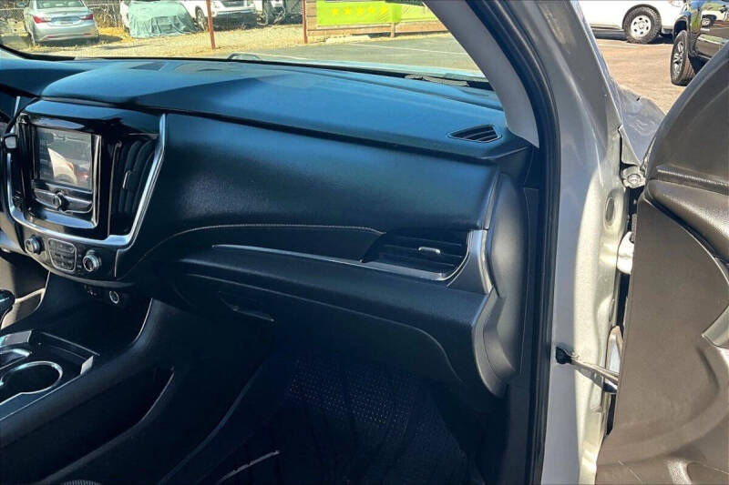 2018 Chevrolet Traverse LS