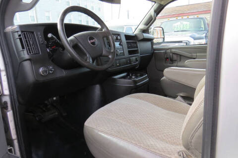 2017 GMC Savana 2500