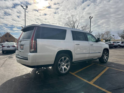 2017 Cadillac Escalade ESV Premium Luxury
