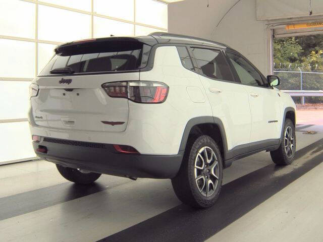 2025 Jeep Compass Trailhawk