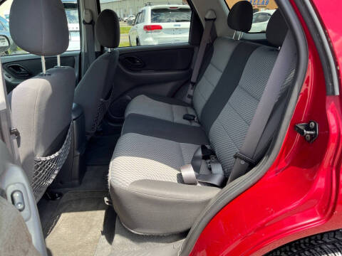 2004 Ford Escape XLT