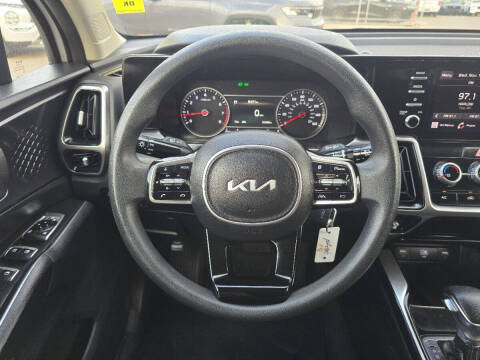 2023 Kia Sorento LX