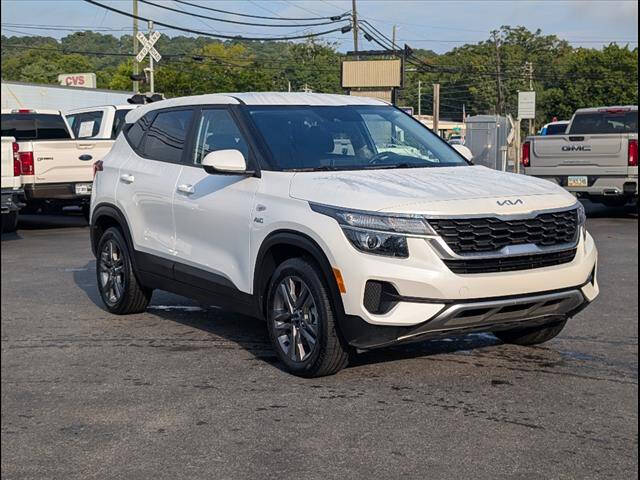 2022 Kia Seltos LX's photo