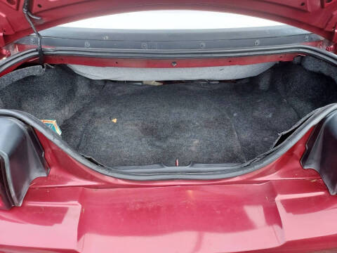 2004 Ford Mustang Deluxe