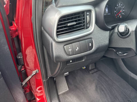 2019 Kia Sorento S V6