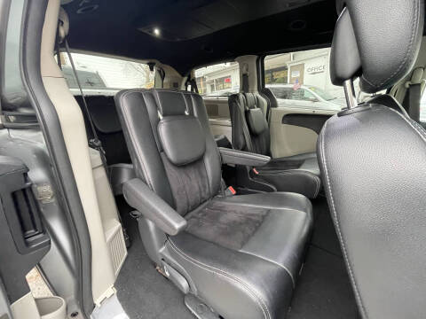 2016 Dodge Grand Caravan SXT