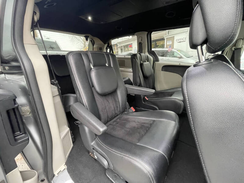 2016 Dodge Grand Caravan SXT