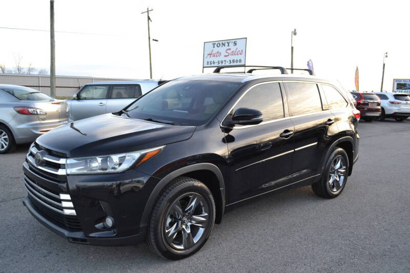 2017 Toyota Highlander Limited Platinum's photo