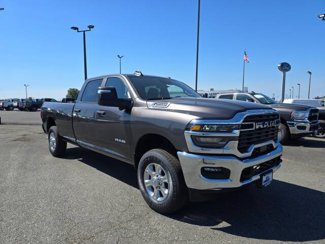 2025 RAM Ram 3500 Pickup Big Horn's photo