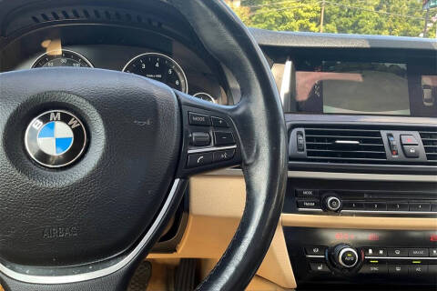 2015 BMW 5 Series 528i xDrive