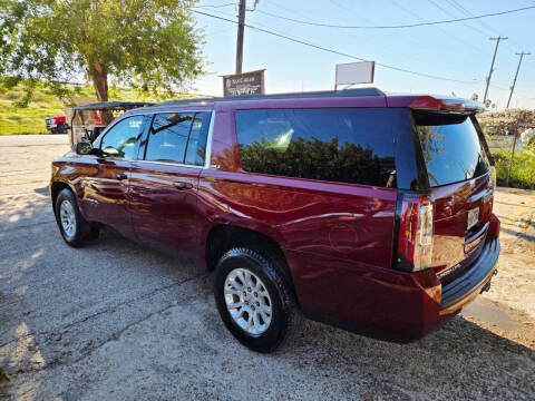 2017 GMC Yukon XL SLT