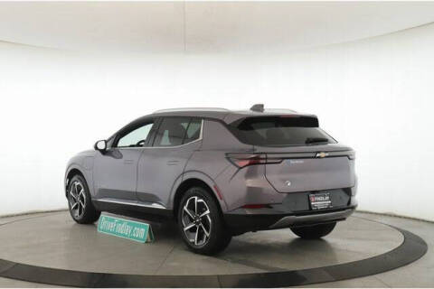 2025 Chevrolet Equinox EV LT 2