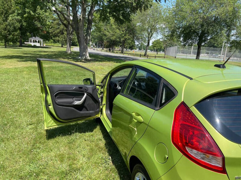 2011 Ford Fiesta SE