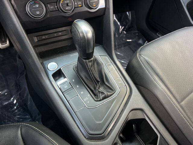 2021 Volkswagen Tiguan SE R-Line Black