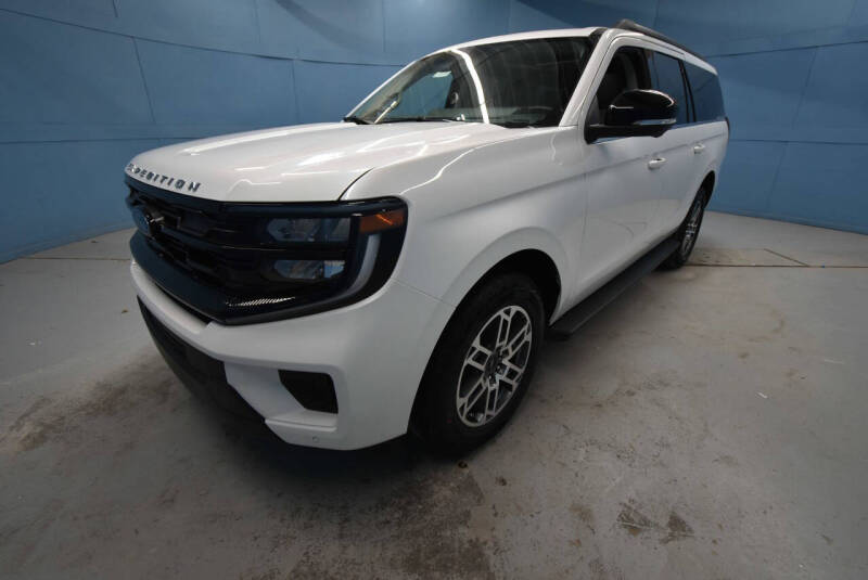 2026 Ford Expedition MAX Active
