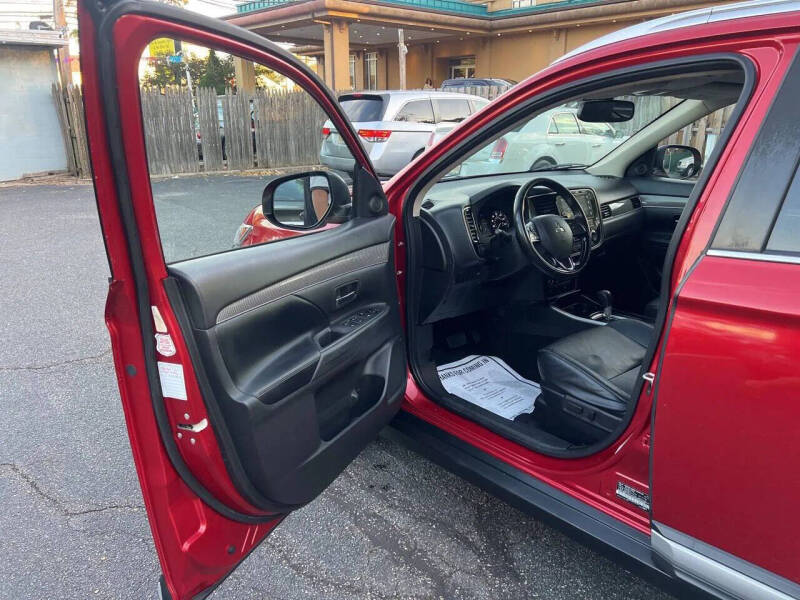 2019 Mitsubishi Outlander SEL