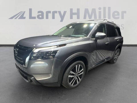 2025 Nissan Pathfinder Platinum