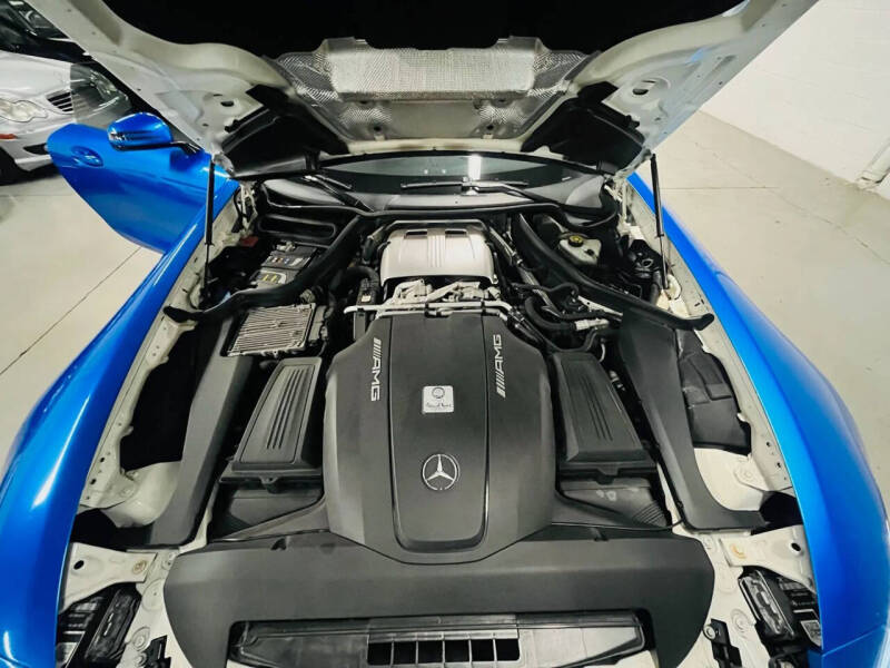 2017 Mercedes-Benz AMG GT S