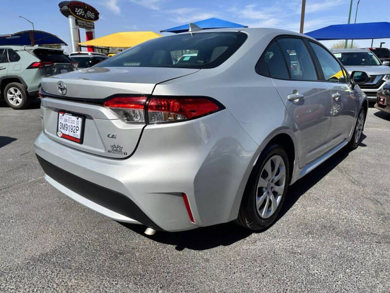 2022 Toyota Corolla LE