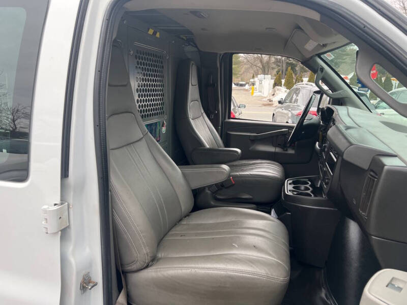 2019 Chevrolet Express 2500