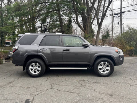 2017 Toyota 4Runner SR5