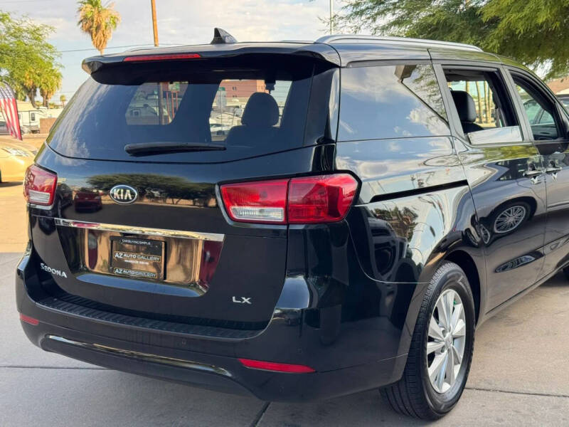 2017 Kia Sedona LX