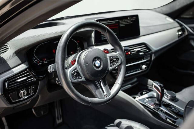 2023 BMW M5