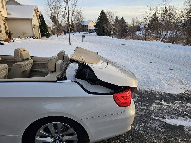 2012 BMW 3 Series 328i