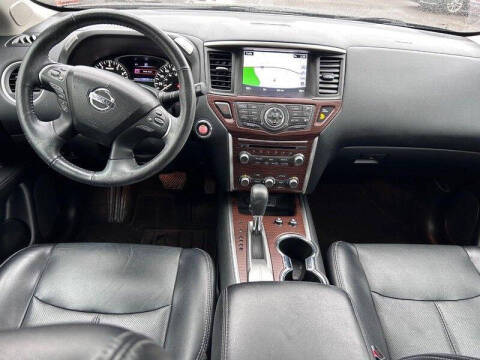 2019 Nissan Pathfinder Platinum